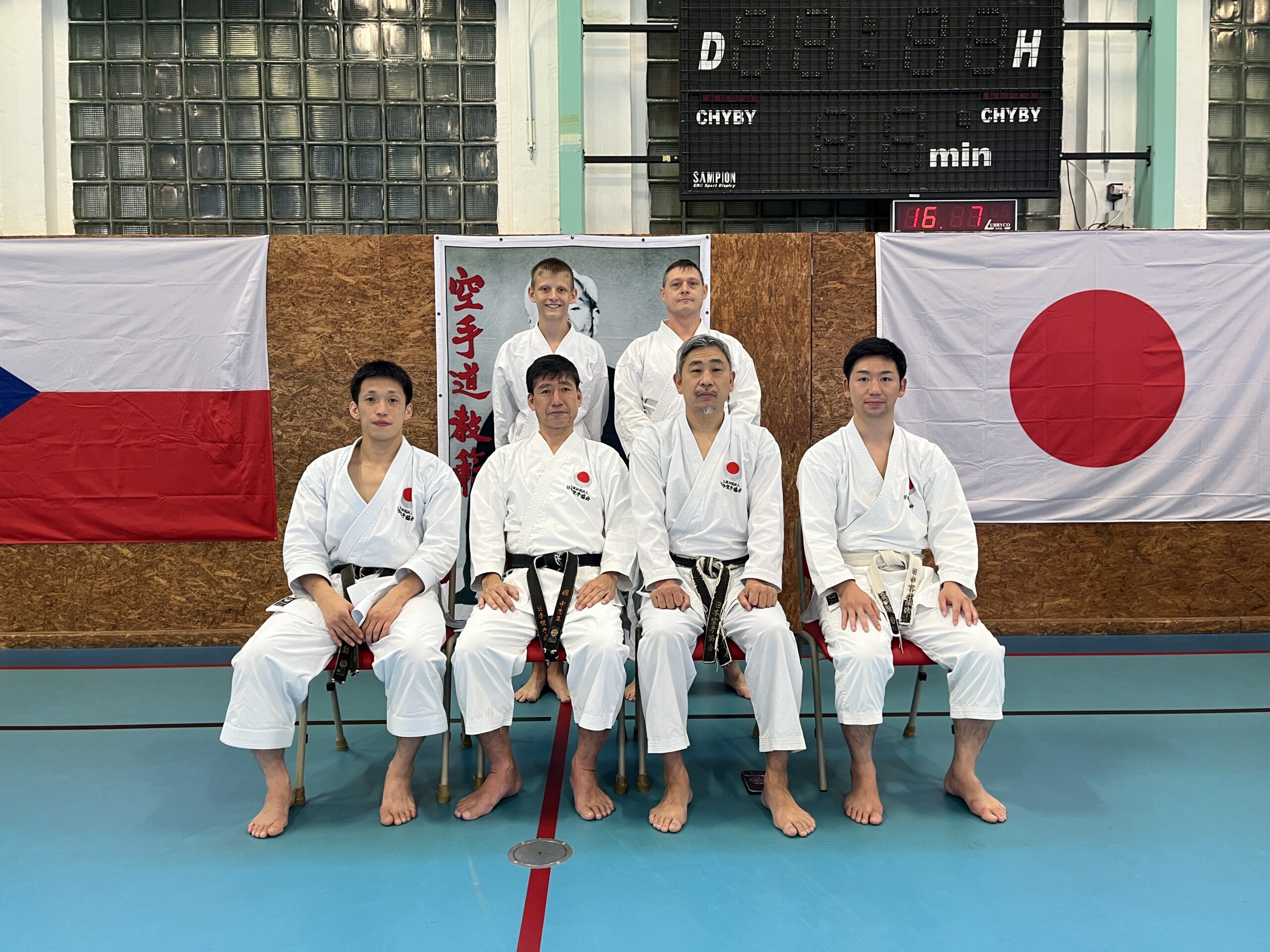 Instruktoren mit Mitgliedern des Tessai Dojo